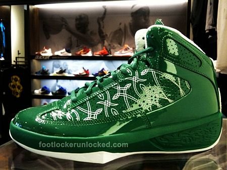 揭秘籃球傳奇雷阿倫的裝備升級之路，最新戰(zhàn)靴亮相！