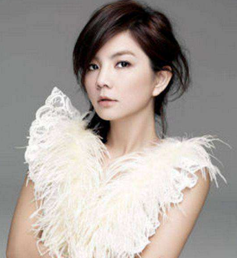 星光下的秘密，明星狐臭揭秘與香氛奇遇探秘