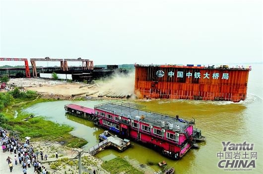 楊泗港長江大橋最新動態(tài)，全面指南與詳細(xì)步驟解讀