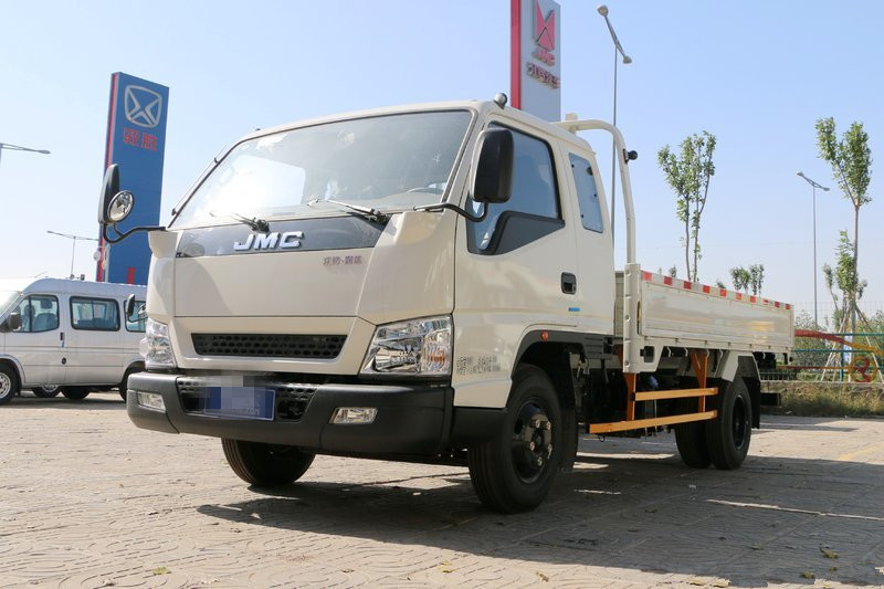 江鈴輕卡一排半最新款，友情滿載的溫馨日常之旅