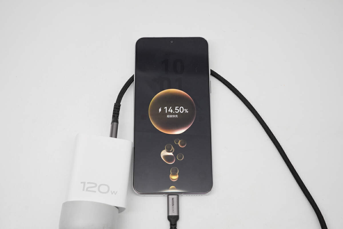 最新快充技術(shù)革新引領(lǐng)未來能源革命，極速充電體驗(yàn)開啟新篇章