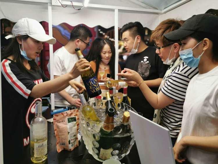 捕魚達人2最新版，小巷神秘寶藏探索與特色小店奇妙之旅