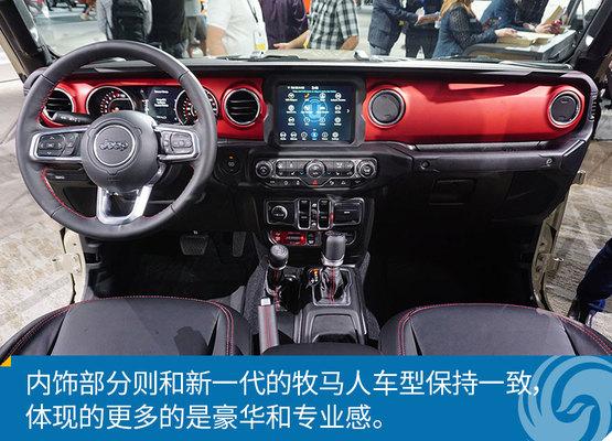 最新WWE狂野角斗士，熱血激戰(zhàn)，榮耀歸來(lái)！