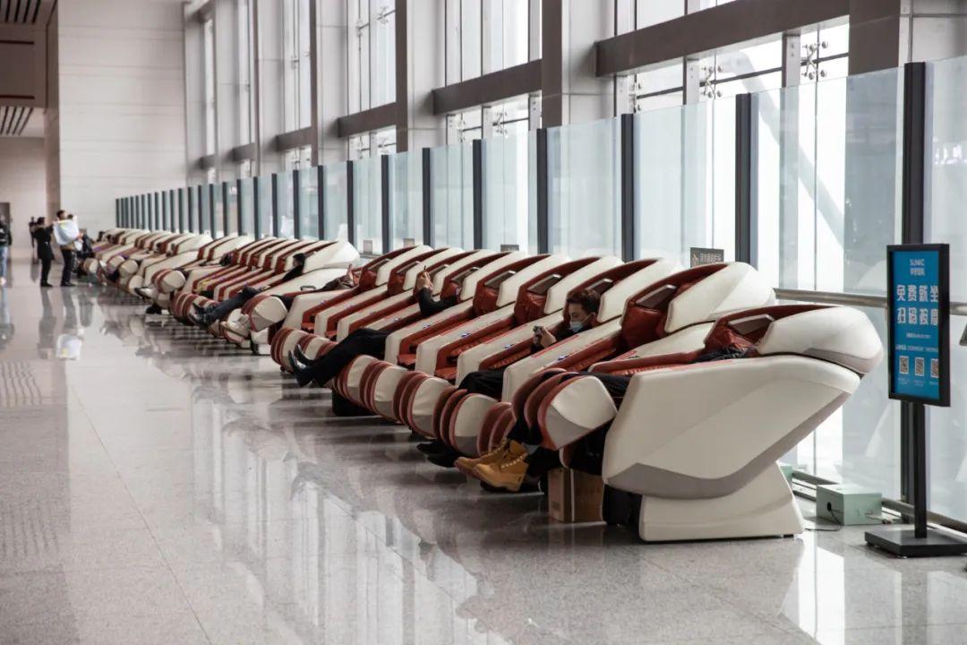 最新按摩椅，享受全新舒適生活體驗???♀?