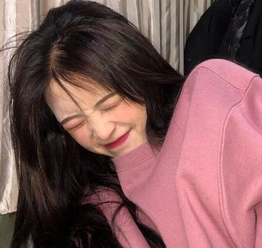 最新個(gè)性女生頭像，小巷深處的獨(dú)特風(fēng)尚風(fēng)采