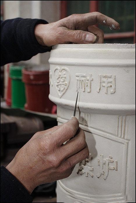 煉鋼生鐵最新價格與市場走勢分析，影響因素及觀點闡述