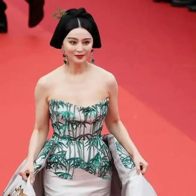 范冰冰最新動(dòng)態(tài)報(bào)道，揭秘最新資訊！