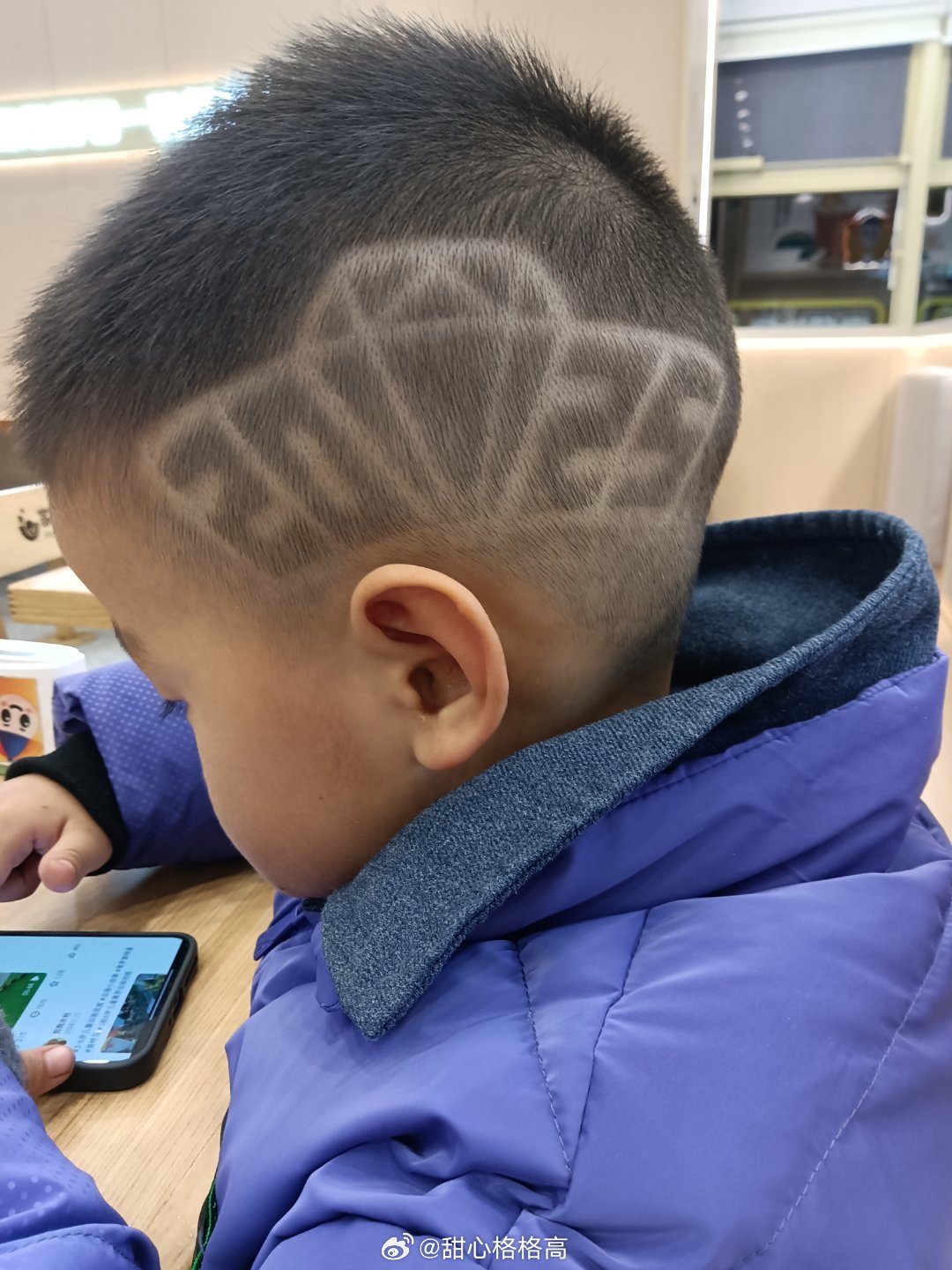 小杰的潮流之旅，最新兒童發(fā)型男的友情故事與發(fā)型風采