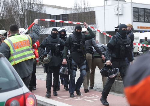 德國槍擊事件最新動態(tài)，變化中的力量與學(xué)習(xí)帶來的自信與成就感