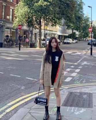 金智秀機(jī)場(chǎng)最新動(dòng)態(tài)，時(shí)尚前沿與科技創(chuàng)新的交融之地