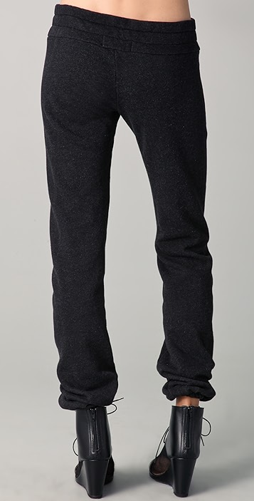 十字褲最新潮流，時(shí)尚潮流還是爭(zhēng)議話題？